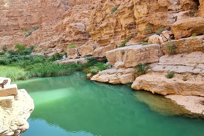 2-Days 1 Night Private Ras Al Hadd Tour - Wadi Shab is the active centerpiece