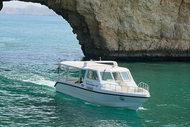 2 Hours Dolphin Watching Cruise in Muscat - Refreshments, comfort, and group size