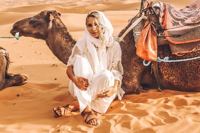 3 Day Package TOUR JASMIN - Day one: Ibra’s market and the open sands of Wahiba
