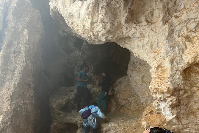 6 Hours Private Hiking in Salalah Mountains - Reaching the clear spring