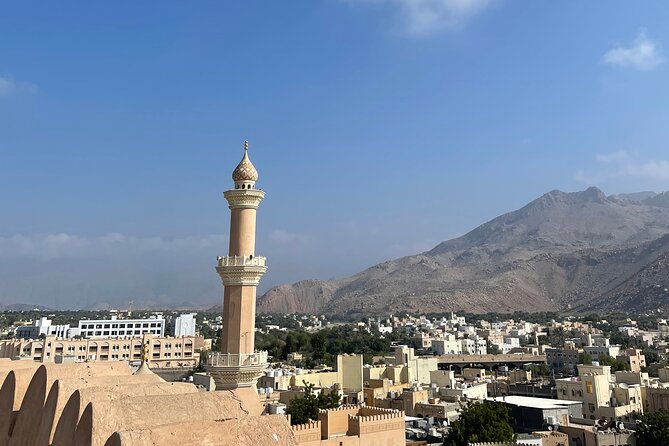 AMOUAGE: Full Day Private Tour to Nizwa and Jebel Akhdar - The private guide makes the difference