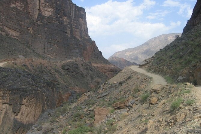 Day Trip to Wadi Bani Awf, Balad Sayt, Nakhal Fort & Hot Spring - Ain Al Thawarah and the warm spring