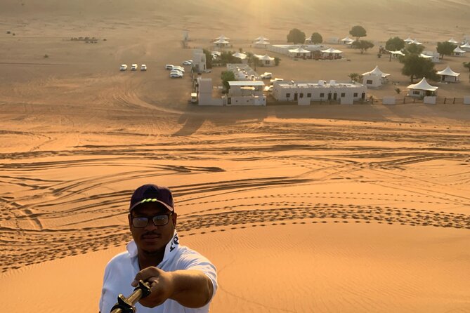Desert Guided Overnight Camp Tour - Sunrise, breakfast, and the short stop in Sur