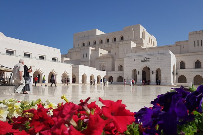 Discover Muscat - Mutrah Souq: finish with shopping and local color