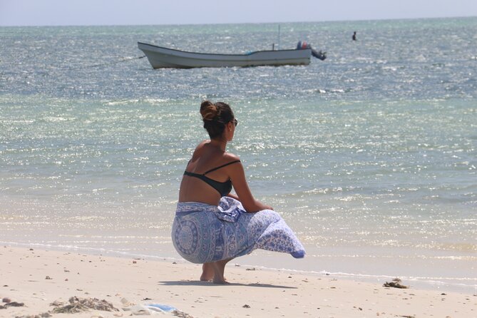 Discover Scuba Diving from a Fishing Village - Entering the Qantab home reef