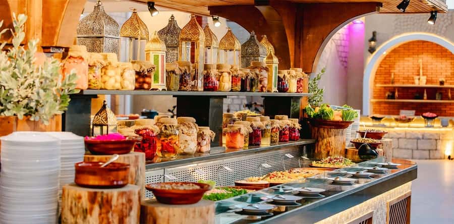 Dubai: Desert Safari with BBQ Dinner - Practical details that affect your day