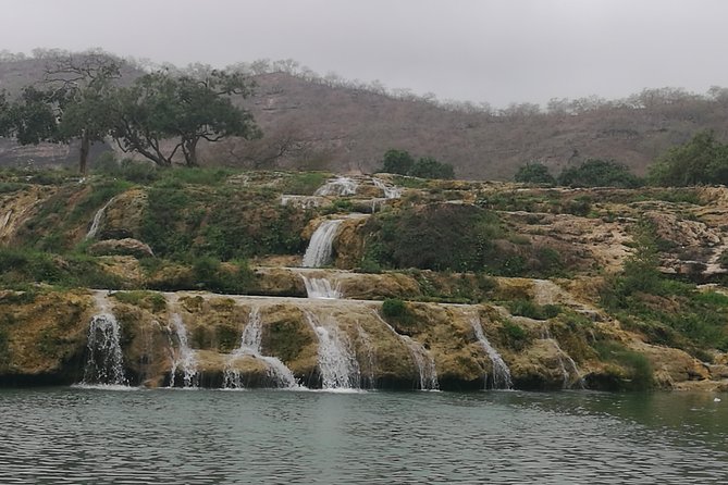 East Salalah Highlights: Half-Day Heritage & Scenic Countryside - Taqah Cliff and the Indian Ocean view