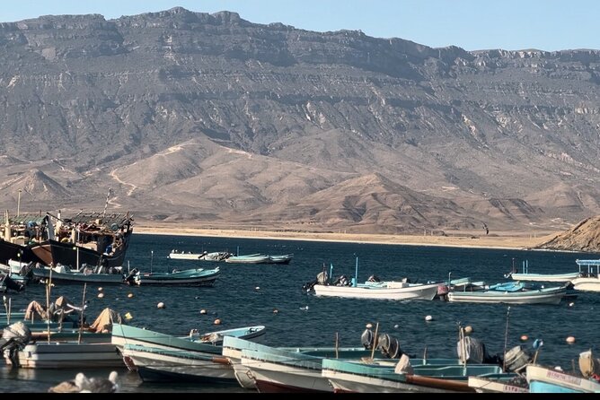East Salalah tour Full day (private tour) - Teeq Cave and the Tawi Ateer Sinkhole