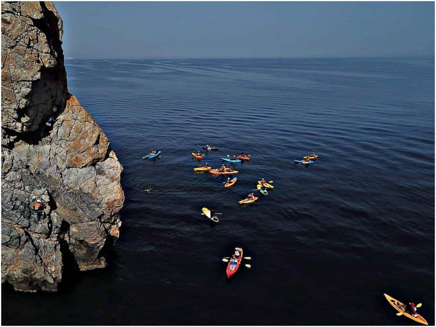 From Muscat: Al Qurum Beach Sunset Kayaking Experience - Getting started from the beach