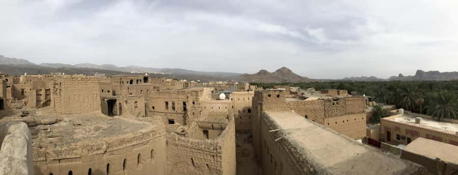 From Muscat: Nizwa & Al Hamra with Jebel Shams Night Stay - Spending the night at Sama Heights Resort