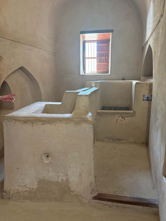 From Muscat: Nizwa and Jebel Shams Day Trip - What the guides add to the day