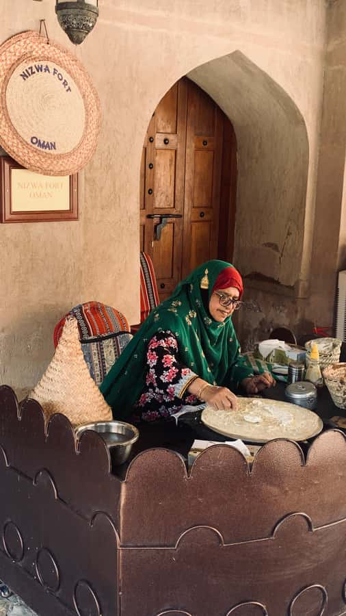 From Muscat: Private Nizwa and Jabel Akhdar-Shams with Lunch - Birkat Al Mouz, old walls and mountain foothills