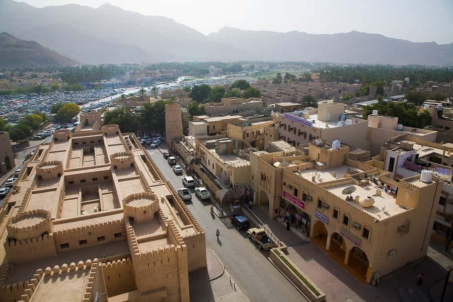 From Muscat: Private Nizwa and Jabel Akhdar-Shams with Lunch - Choosing Jabal Shams for Oman’s highest mountain views