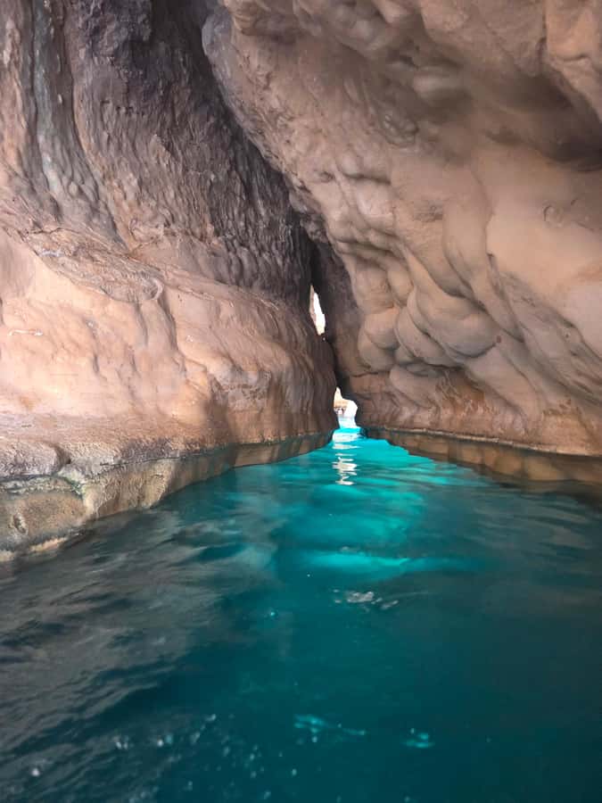 From Muscat: Wadi Shab Expedition - Should You Book It?