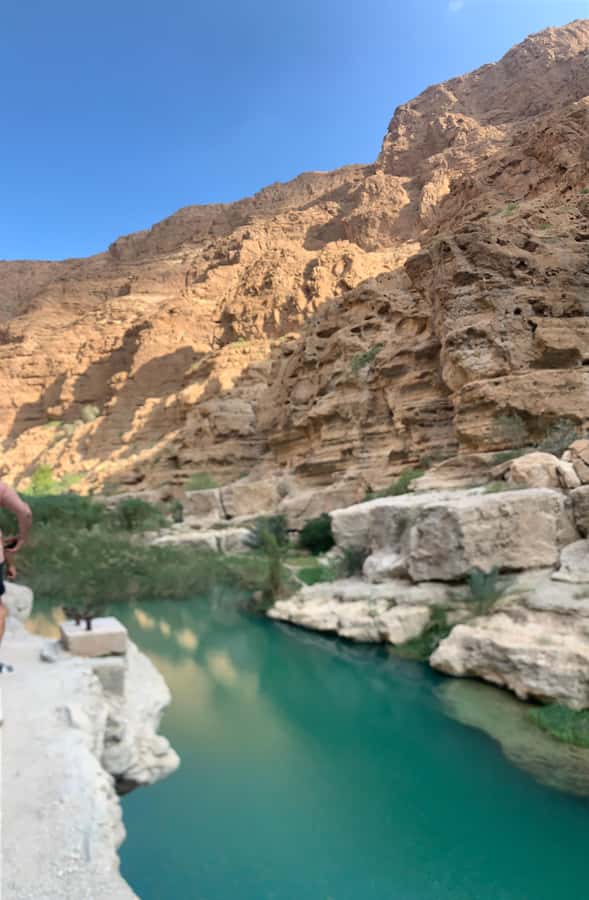 From Muscat: Wadi Shab & Sinkhole Private Tour & Free Lunch - The 40-minute walk, and what to wear