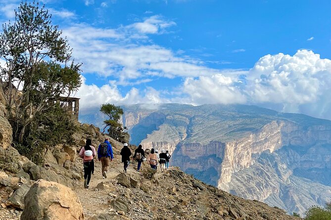 Full Day Guided Tour to Balcony Walk and Hidden Lake With Pickup Included - Guides who shape the day