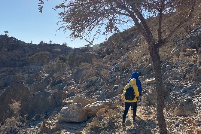 Full Day Guided Tour to Balcony Walk and Hidden Lake With Pickup Included - Walking from Al Khatim toward Sab Bani Khamis