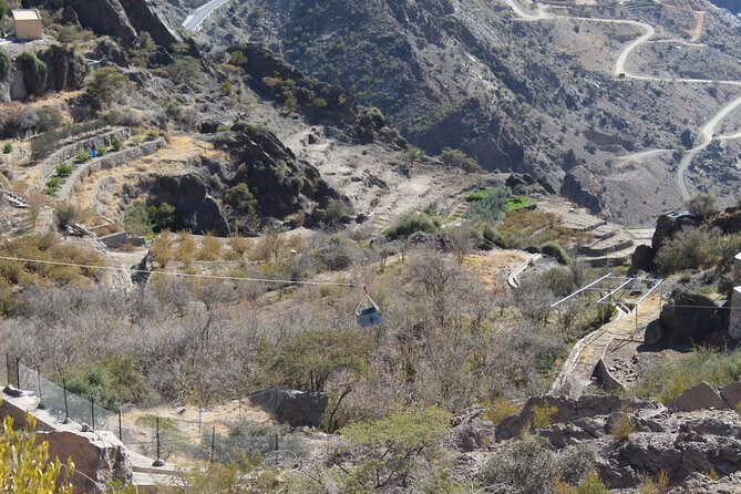 Full-Day Guided Tour to Jebel Akhdar - Birkat Al Mouz shows how the gardens survive