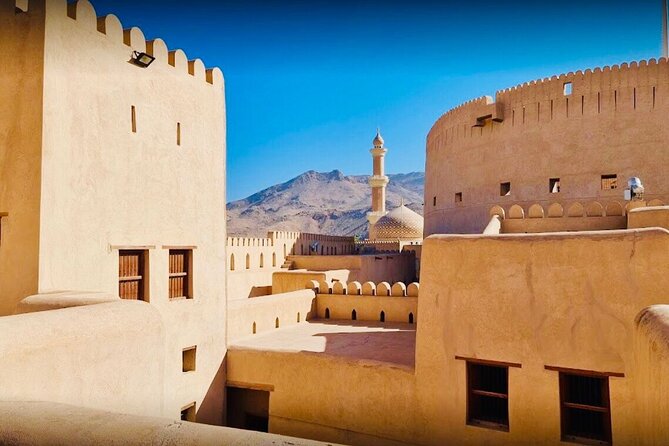 Full-Day Nizwa Fort, Bahla Fort and Jabreen Castle Private Tour - Bahla Fort and the town’s pottery tradition