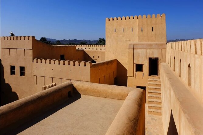 Full-day private tour- Nizwa and Jabal Akhdar - How the private vehicle changes the day