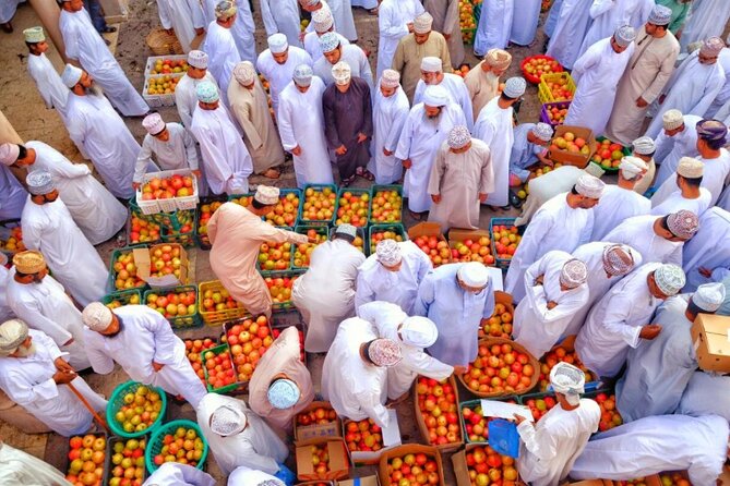 Full Day Private Tour to Nizwa and Jebel Shams from Muscat - Nizwa Souq: a market with separate food sections