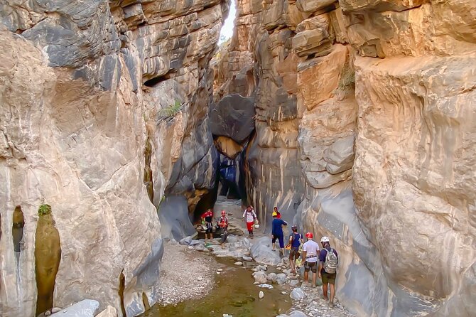 Full Day Private Tour to the Snake Canyon - How the 10-hour-30-minute schedule feels