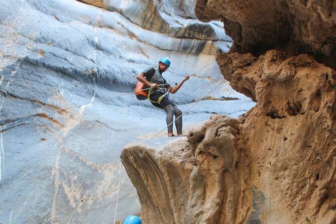 Full Day Private Tour to the Snake Canyon - Who should book this Snake Canyon tour?