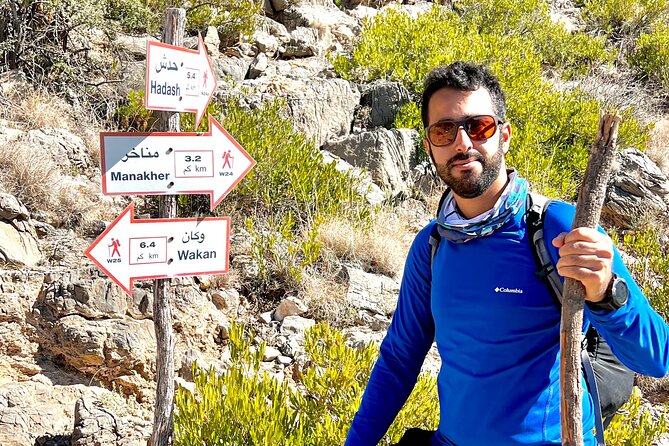 Full Day Tour from Wakan to Jebel Akhdar Trekking - Continuing toward Jebel Akhdar
