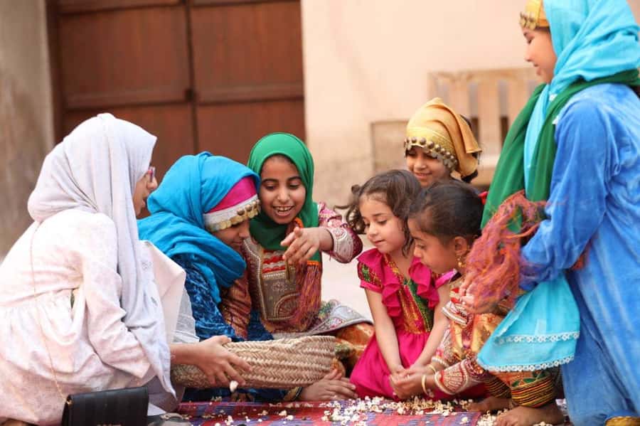Full-Day Tour in Oman: Enchanting Forts of Nizwa and Jabreen - Bahla Fort, old villages, and a pottery workshop