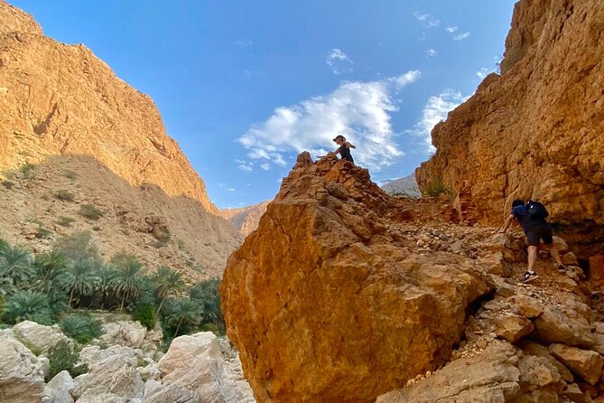 Full Day Tour in Wadi Shab - Fins Beach and the ride home