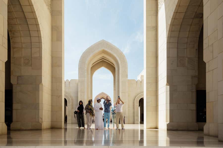 Guided Walking Tour of Sultan Qaboos Grand Mosque in Muscat - The five minarets and the central dome