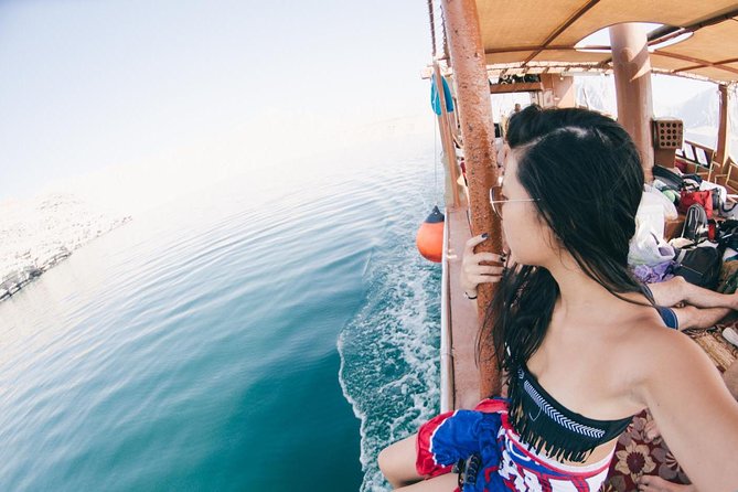 Half-Day Dhow Cruise - The quiet beauty of a nearly bare coast