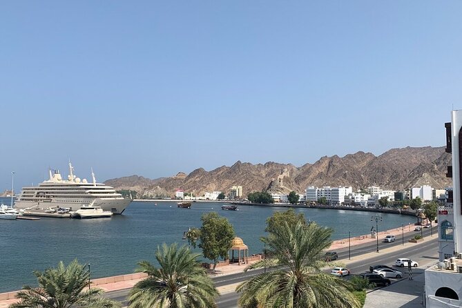 Half-Day Private Guided Muscat City Sightseeing Tour - Taking tea at Qurum Beach