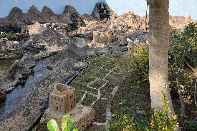 Half day Private Guided Tour in Muscat with Pickup - Al Alam Palace and the Portuguese forts