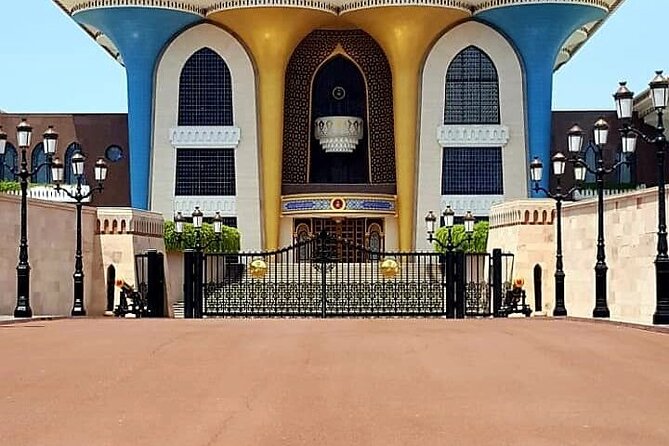 Half Day Private Muscat City Afternoon Tour - Al Jalali and Mirani Forts at the harbor