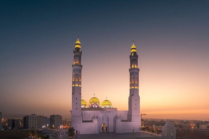 Half-Day Private Muscat City Tour 4 Hours - Sultan Qaboos Grand Mosque: Start With Muscat’s Landmark