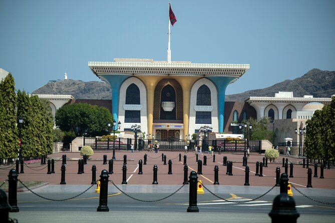 Half-Day Private Muscat City Tour 4 Hours - Qurum Beach: A Quiet Change of Pace