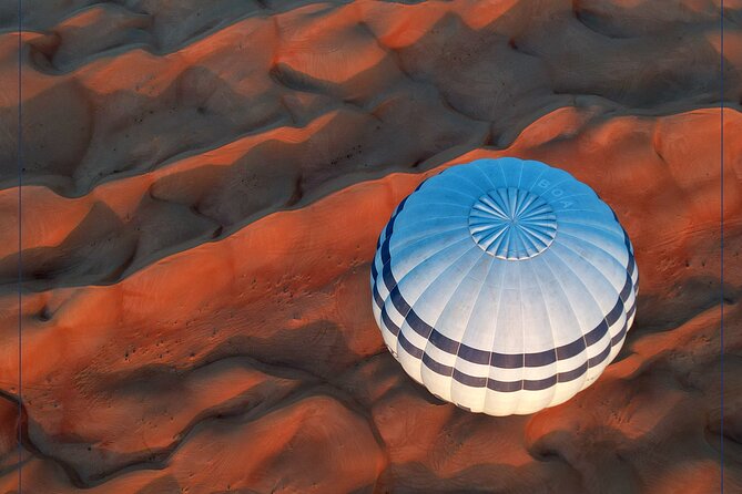 Hot Air Balloon Tour at Wahiba Sands - Pilot service and the human side of the flight