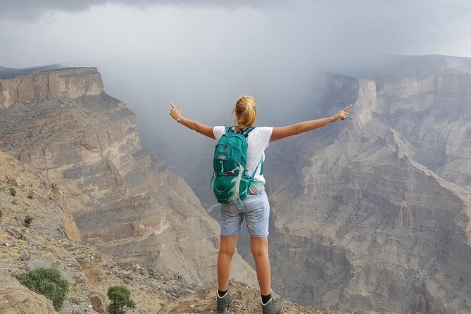 Jebel Shams Day Trip: The Grand Canyon of Oman - The rug village and a chance to shop