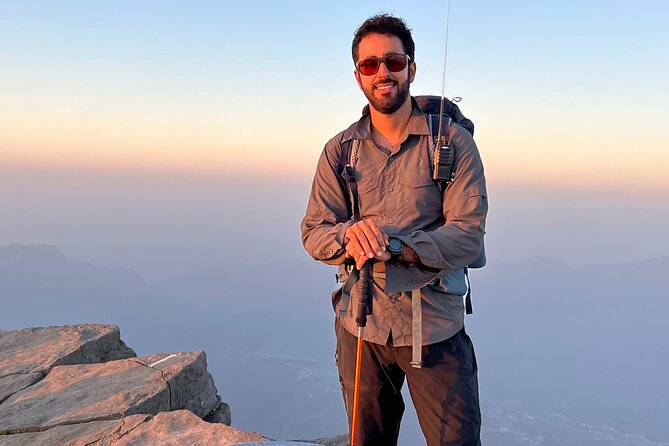 Jebel Shams summit W4 - The Muscat to Al Hamra road trip