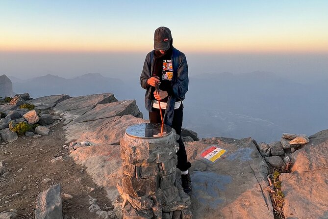 Jebel Shams summit W4 - Sunset camp on Jebel Shams