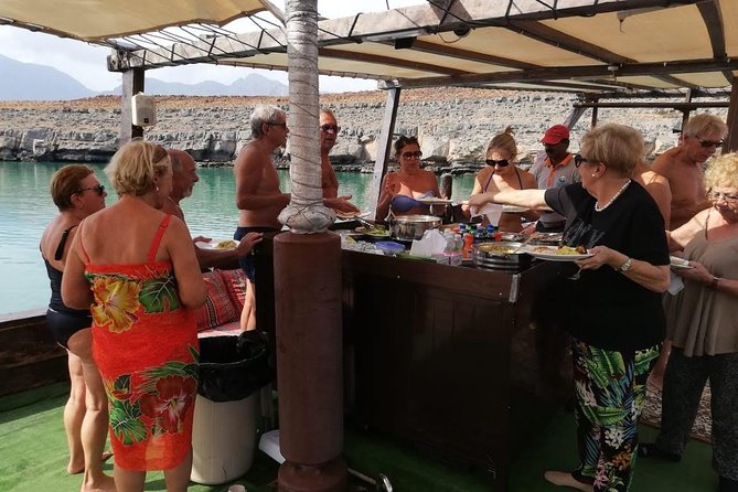 Khasab Dhow Cruise Full day, Buffet Lunch on Board, swimming - Swimming and snorkeling in the fjords