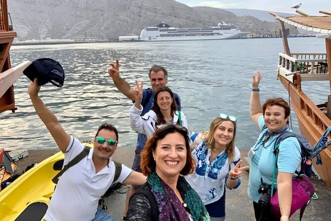 Khasab Dhow cruise-Half day with summing, dolphin watching - Tea, dates, fruit, and practical comfort