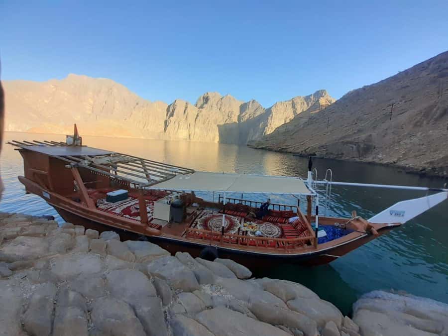 Khasab: Dhow Cruise with Lunch, Dolphin Watching& Snorkeling - Seebi Island and the second chance to snorkel