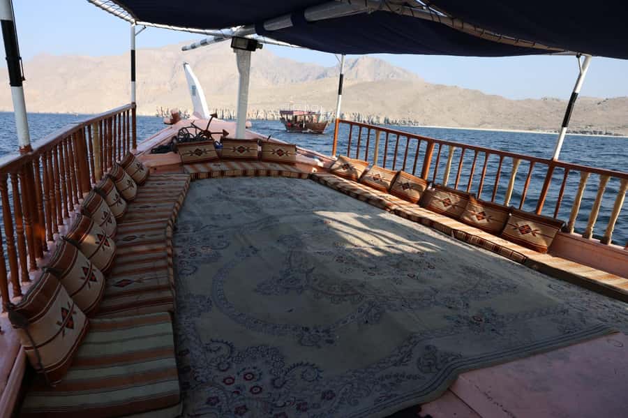 Khasab: Overnight Cruise on Traditional Dhow for 24 hours - The Morning After: More Water Time and Island Views