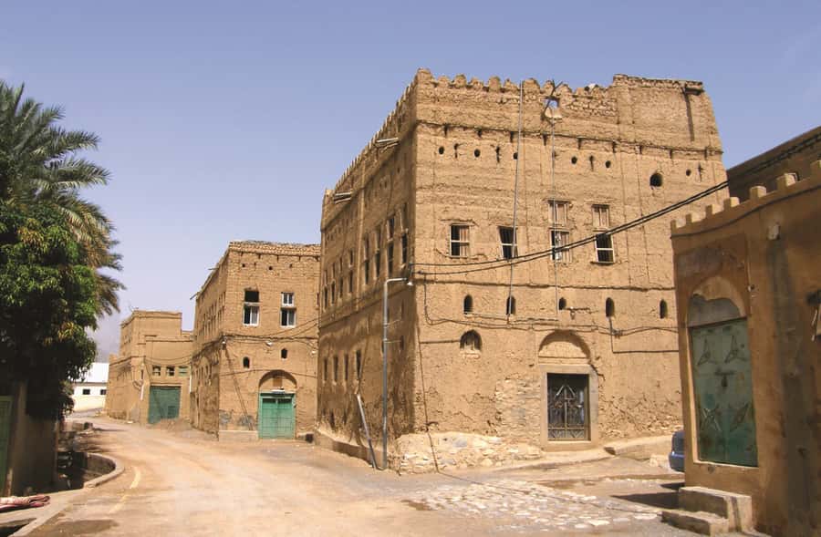 Majestic Canyon & Nizwa Cultural Journey from Muscat - Al Hamra and the return to Muscat