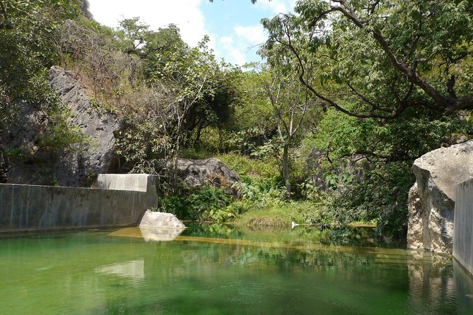 Mountain Tour - Darbat falls, Jebel Samhan, sinkholes, baobabs - Why this Dhofar mountain route is worth your time