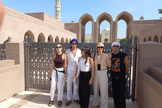 Multi-Day Package Tours At Oman - Nizwa combines a fort, a market, and palm-lined villages