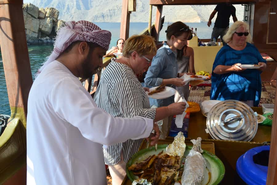 Musandam/Khasab: Overnight Dhow Cruise with Camping and BBQ - Dolphin watching in the fjord