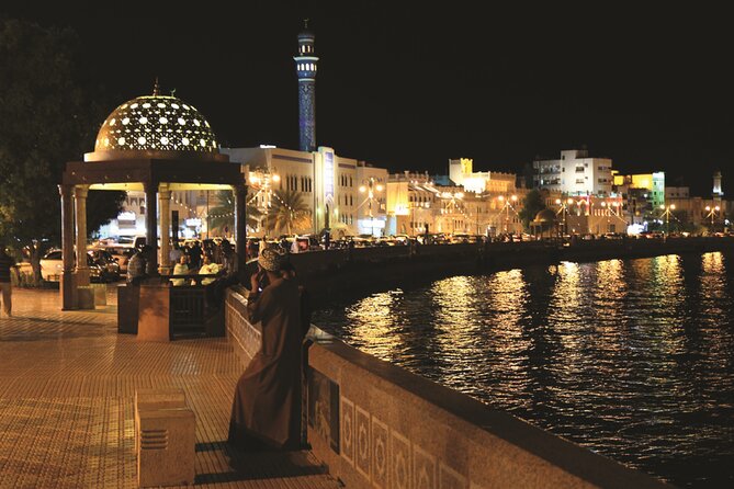 Muscat by Night with Local Dinner from Muscat - Who will get the most from this evening?